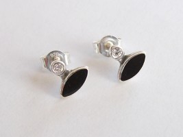 Ohrstecker 925 Silber, zierlich und wertvoll
