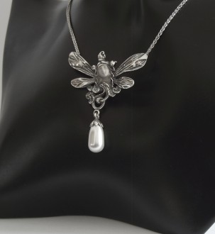 Jugendstil Schmuck Halskette Frauenkopf mit Schmetterlingsfl�geln