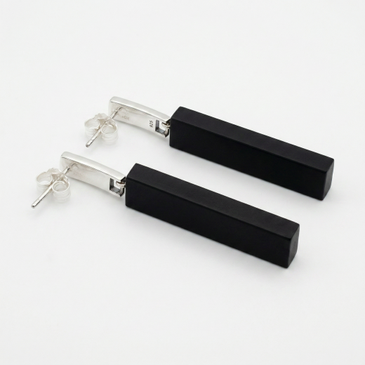 Ohrstecker im Art Deco Stil mit poliertem Onyx und Markasiten
