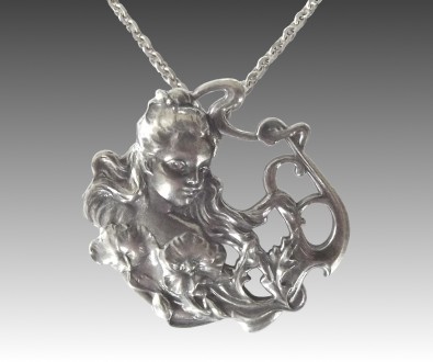 Damen Halskette Jugendstil M�dchen mit Blume