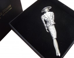 Art Deco Brosche "Mannequin"