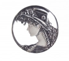 Jugendstil Brosche Mädchen bzw. Frau mit Schute 925 Silber