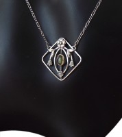 Damen Halskette 925 Silber mit Peridot und Perlenapplikationen