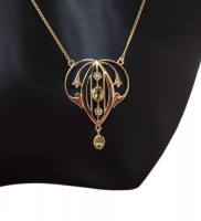 Damen Halskette 925 Silber vergoldet mit Peridot und Perlenapplikationen