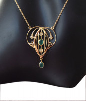 Damen Halskette 925 Silber vergoldet mit Grünem Achat und Perlenapplikationen